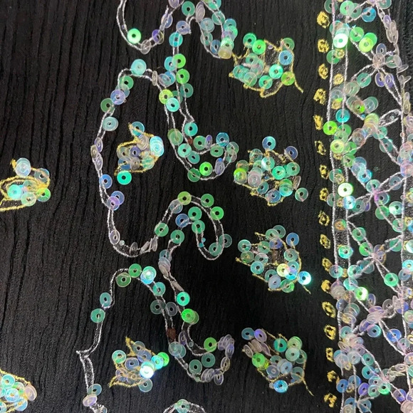 Venus sheer blouse - Picture 8 of 10